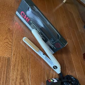 Chi Limited Edition Crystal Ceramic Flat Iron